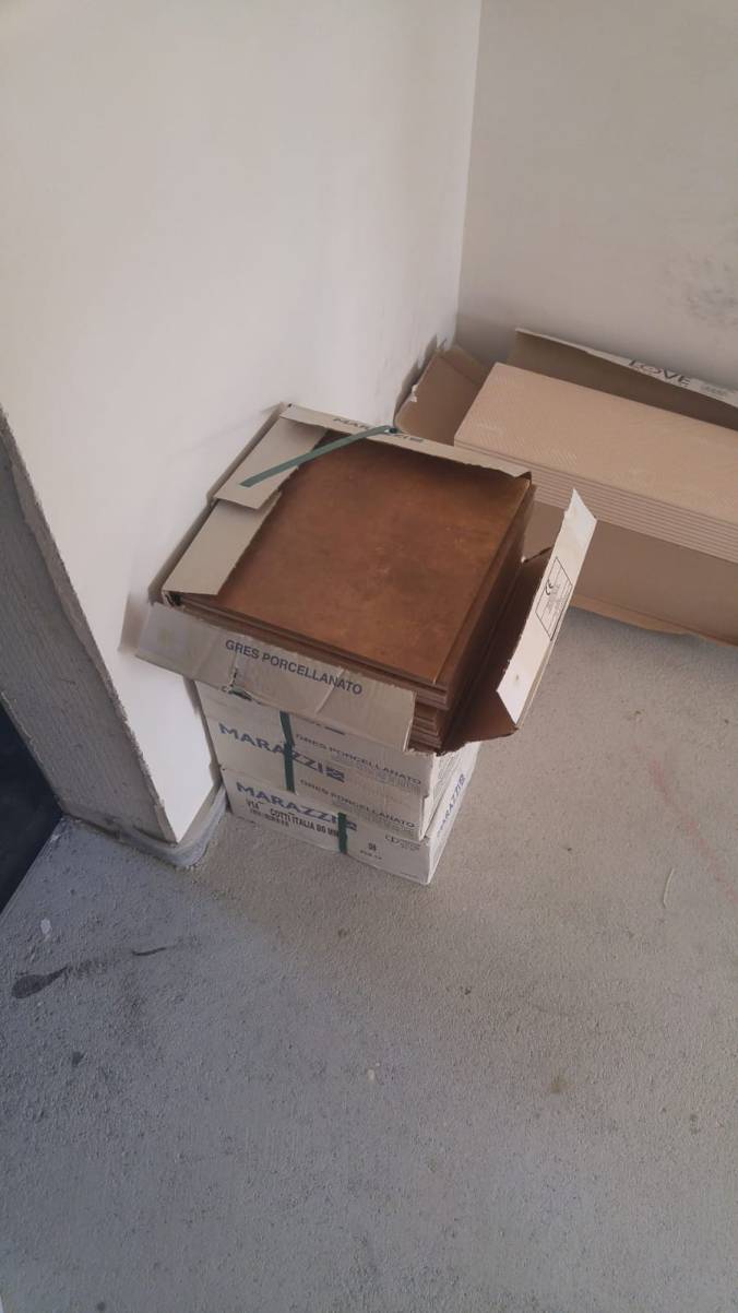 Fliesen kleines Bad.jpg